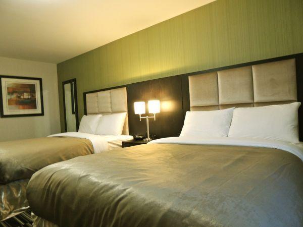 Western Star Inn And Suites Carlyle Exteriör bild